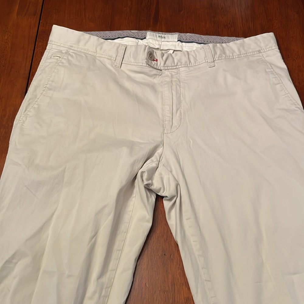 Brax Feel Good Evans Flat Front Khaki Chinos size 38 - Picture 3 of 9